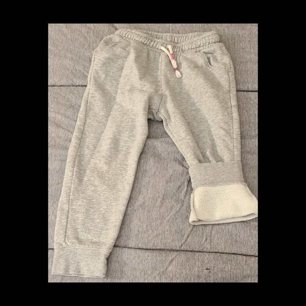 Grey Sweats Girls - Picture 3 of 5